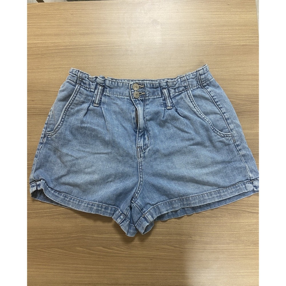 American Eagle Jean Mom Shorts Womens 10 High Rise Denim Relaxed Pleated Casual